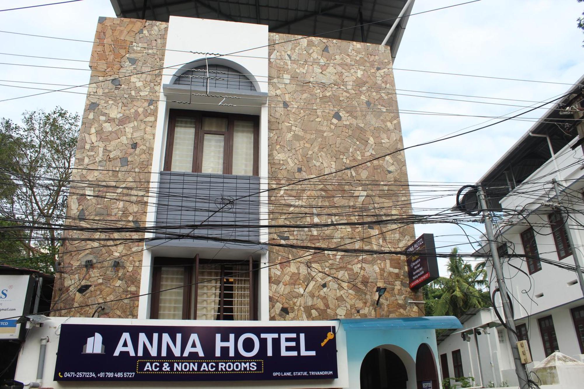 Anna Hotel Thiruvananthapuram Esterno foto