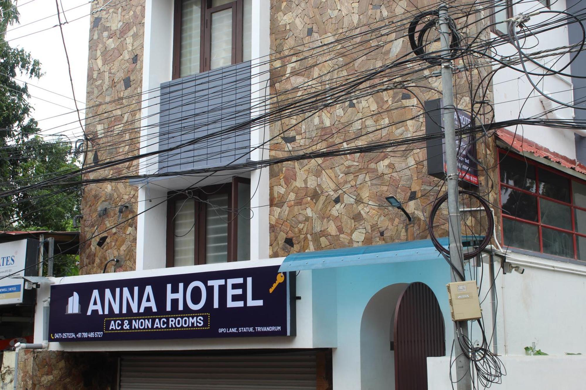 Anna Hotel Thiruvananthapuram Esterno foto